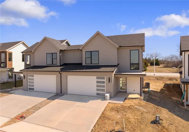 Photo 1 of Townhouse for sale at 9553 Jupiter St, Lenexa, KS 66219 | MLS# 2548500 | Listing updated on 2026-10-07
