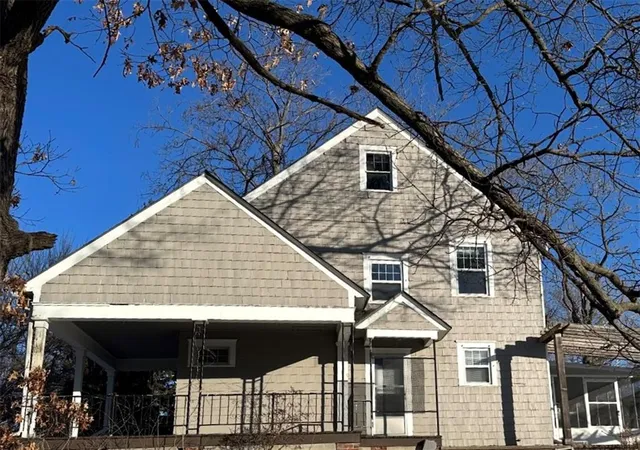 1st image of 2902 Sacramento St, Saint Joseph, MO 64507 | MLS# 2548833