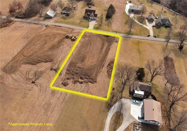 Photo 3 of Land for sale at 2104 Limit St, Leavenworth, KS 66048 | MLS# 2549250 | Listing updated on 2026-04-29