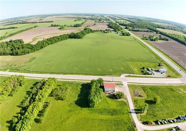 4th image of 2730 Kingman Rd, Ottawa, KS 66067 | MLS# 2549287