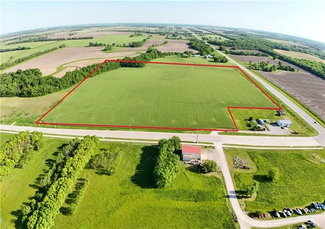 5th image of 2730 Kingman Rd, Ottawa, KS 66067 | MLS# 2549287