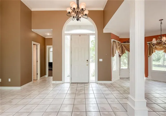 3rd image of 601 Sw Forestpark Ln, Lees Summit, MO 64081 | MLS# 2549888