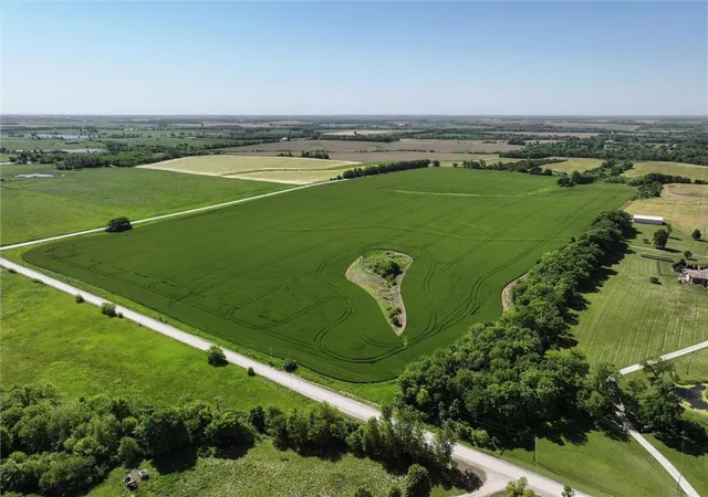 1st image of 207th & Lackman Rd, Spring Hill, KS 66083 | MLS# 2550332