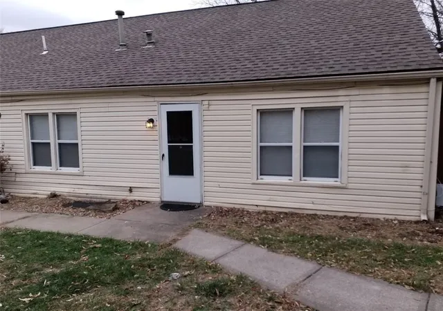 Homes for sale in Kansas City, MO | 8828 N Main St, Kansas City, MO 64155 | MLS# 2552439