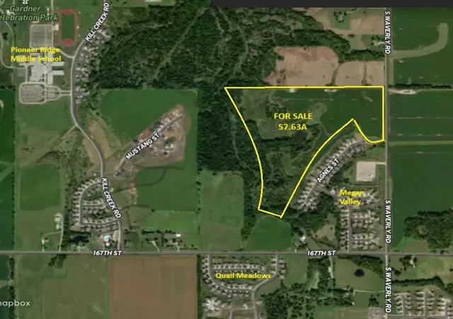 1st image of 16300 Waverly Rd, Gardner, KS 66030 | MLS# 2552854