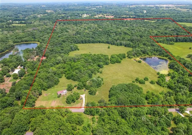 Homes for sale in Lone Jack, MO | 14913 S Outer Belt Ext, Lone Jack, MO 64070 | MLS# 2553515
