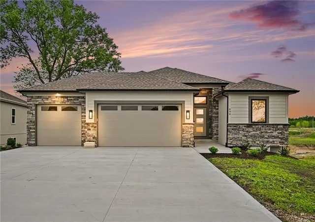 Photo 1 of Single family home for sale at 696 Salem Rd, Lawson, MO 64062 | MLS# 2553541 | Listing updated on 2026-10-03