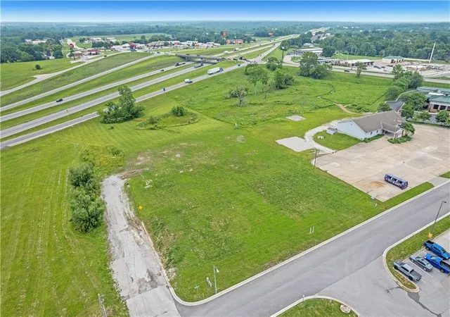 3rd image of 600 Schug Ave, Peculiar, MO 64078 | MLS# 2553604