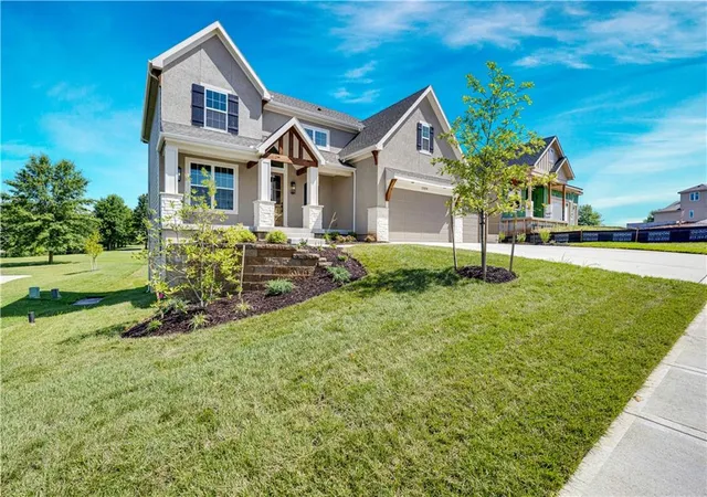 2nd image of 22076 W 99th Ter, Lenexa, KS 66220 | MLS# 2555556