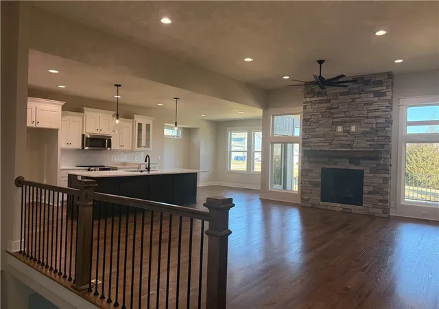 Homes for sale in De Soto, KS | 31501 W 86Th Ct, De Soto, KS 66018 | MLS# 2555811