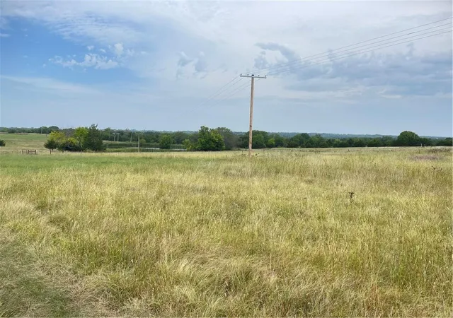 4th image of 4750 Labette Ter, Rantoul, KS 66079 | MLS# 2557654