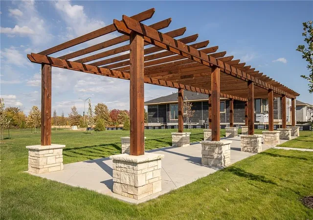 Photo 4 of Sale Pending at 13606 Granada Dr, Overland Park, KS 66224 | MLS# 2557927 | Listing updated on 2026-02-11