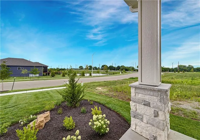Photo 4 of Single family home for sale at 15267 W 161st Terrace, Olathe, KS 66062 | MLS# 2559854 | Listing updated on 2026-10-22