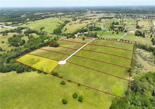 Land for sale at 10774 N Ewing Ave, Kansas City, MO 64156 | MLS# 2560086