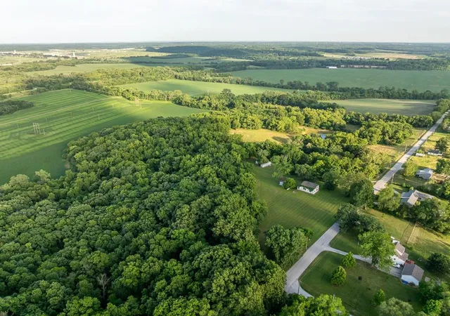 1st image of 701 N Bly Rd, Independence, MO 64056 | MLS# 2561353