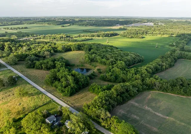 3rd image of 701 N Bly Rd, Independence, MO 64056 | MLS# 2561353