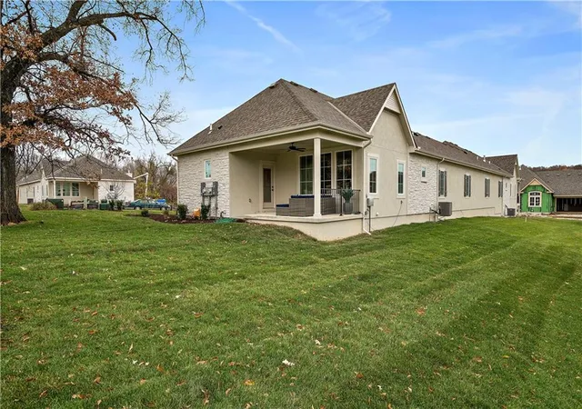 29th image of 7239 Allman Dr, Shawnee, KS 66217 | MLS# 2561629