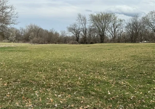 1st image of Cowell St, Paola, KS 66071 | MLS# 2561667