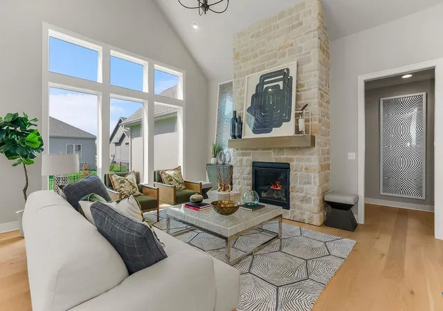 Photo 4 of House for sale at 16992 S Cheshire St, Olathe, KS 66062 | MLS# 2561743 | Listing updated on 2026-10-22