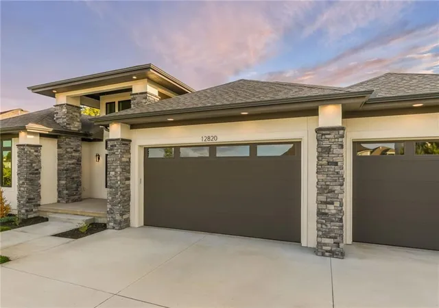 Photo 2 of Single family home for sale at 12820 N Arbor Way, Platte City, MO 64079 | MLS# 2562592 | Listing updated on 2026-09-27