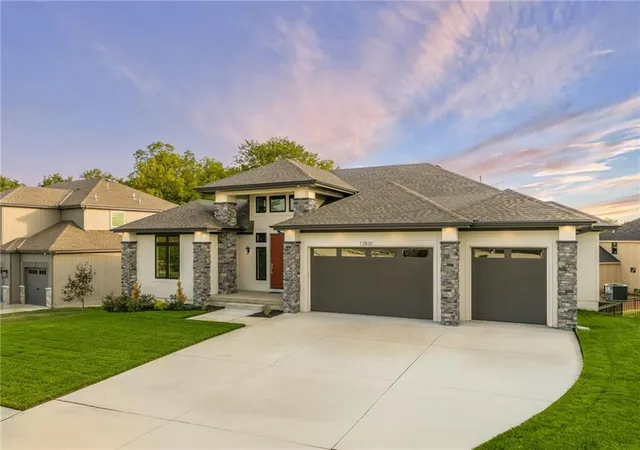 Photo 4 of Single family home for sale at 12820 N Arbor Way, Platte City, MO 64079 | MLS# 2562592 | Listing updated on 2026-09-27