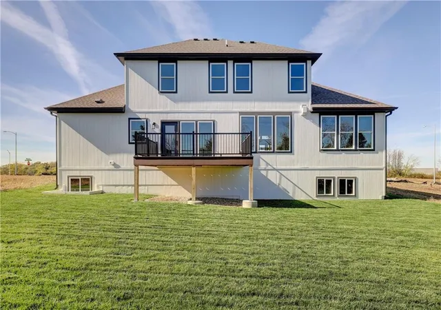 5th image of 4005 Ne Apple Grove Dr, Lee's Summit, MO 64064 | MLS# 2562908