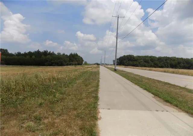 1st image of 59 Hwy & Kingman Rd, Ottawa, KS 66067 | MLS# 2563167