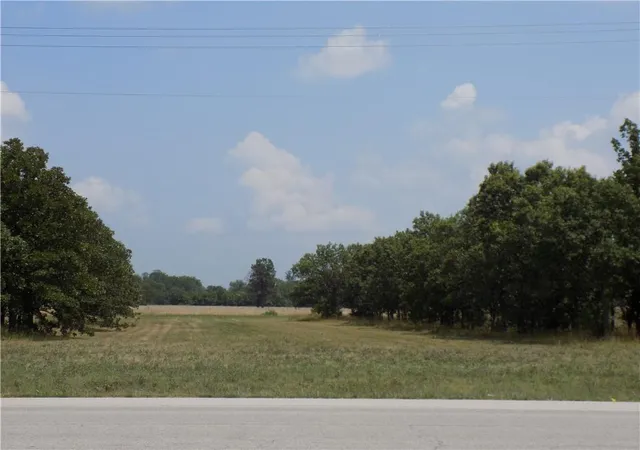 4th image of 59 Hwy & Kingman Rd, Ottawa, KS 66067 | MLS# 2563167