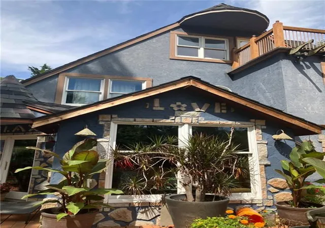 Photo 4 of Single family home for sale at 4101 E 100Th Ter, Kansas City, MO 64137 | MLS# 2563208 | Listing updated on 2026-08-24