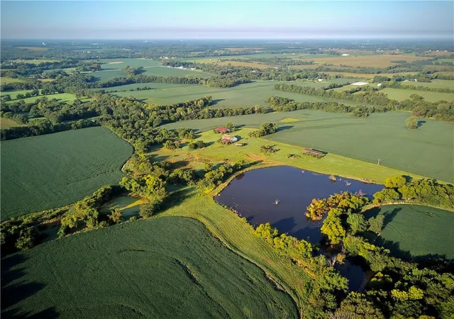 1st image of Tbd Heritage Farms Lot 17 N/a, Lees Summit, MO 64086 | MLS# 2563485
