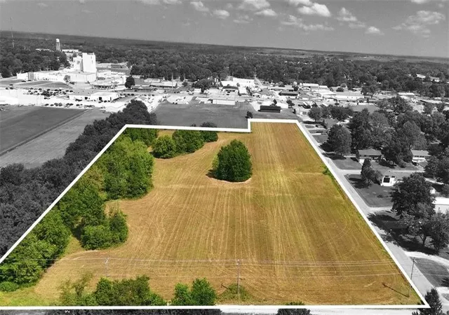 Photo 1 of Land for sale at Jackson St, El Dorado Springs, MO 64744 | MLS# 2563648 | Listing updated on 2026-08-31
