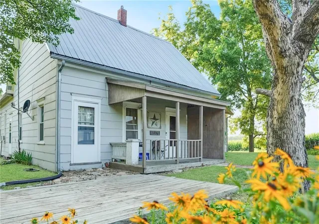 Photo 3 of Sale Pending at 750 Nw 50th St, Gilman City, MO 64642 | MLS# 2564075 | Listing updated on 2026-04-28