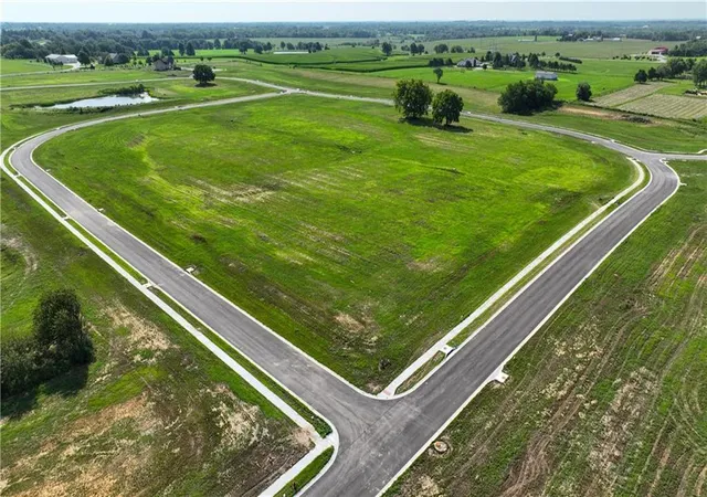 5th image of Lot 31 Settler Ln, Baldwin City, KS 66006 | MLS# 2564202