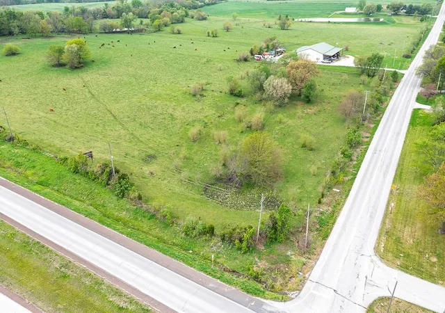 Homes for sale in Leavenworth, KS | 13965 Mc Intyre Rd, Leavenworth, KS 66048 | MLS# 2564664