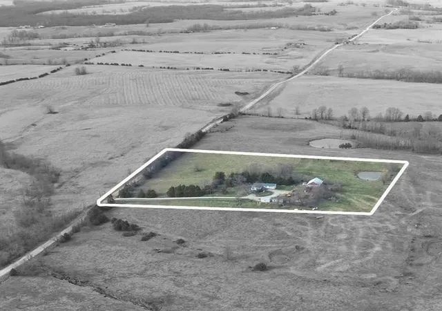 3rd image of 25998 Hemlock Rd, Bevier, MO 63532 | MLS# 2564728
