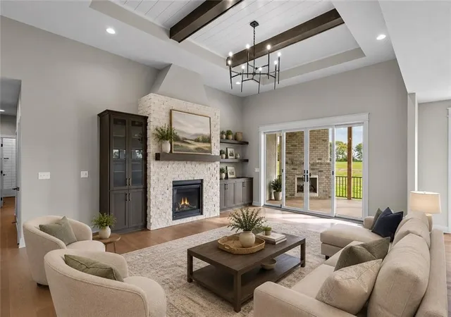 Photo 4 of Sale Pending at 13511 Woodland Ranch Dr, Lee's Summit, MO 64086 | MLS# 2564883 | Listing updated on 2026-09-27