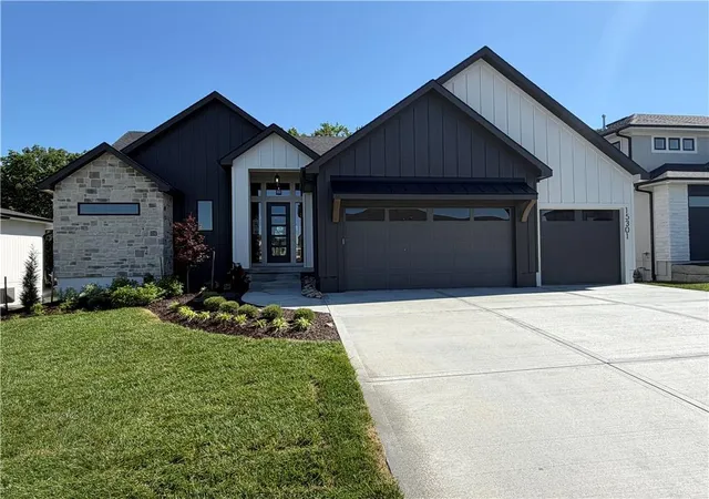 Photo 1 of Sale Pending at 15301 W 162nd Street, Olathe, KS 66062 | MLS# 2565375 | Listing updated on 2026-09-30
