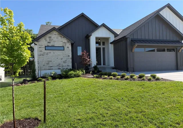 Photo 2 of Sale Pending at 15301 W 162nd Street, Olathe, KS 66062 | MLS# 2565375 | Listing updated on 2026-09-30