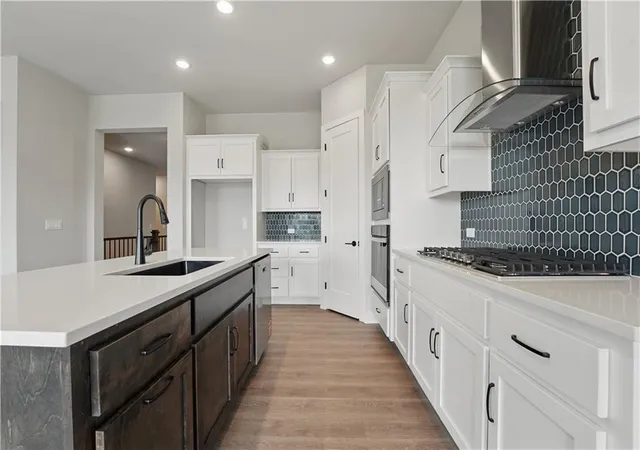 Photo 4 of Single family home for sale at 1531 N 162nd Terrace, Basehor, KS 66007 | MLS# 2565544 | Listing updated on 2026-10-08