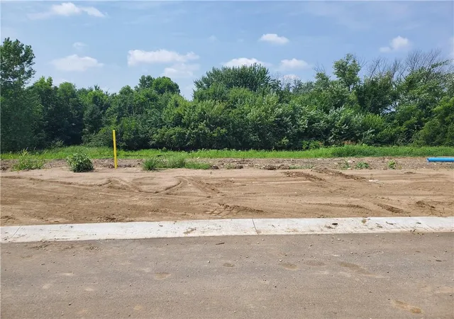 3rd image of 16914 S Illusion St, Olathe, KS 66062 | MLS# 2566814