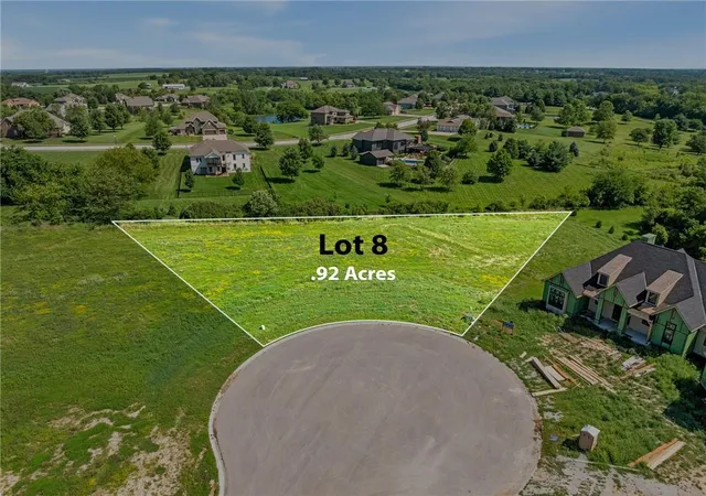 Homes for sale in Smithville, MO | 13324 Winner's Cir, Smithville, MO 64089 | MLS# 2566953