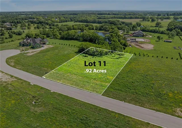 Homes for sale in Smithville, MO | 13311 Winner's Cir, Smithville, MO 64089 | MLS# 2566956