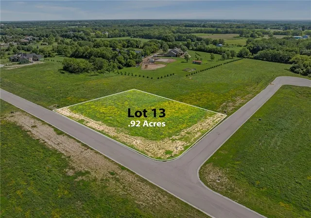 Homes for sale in Smithville, MO | 13303 Winner's Cir, Smithville, MO 64089 | MLS# 2566959