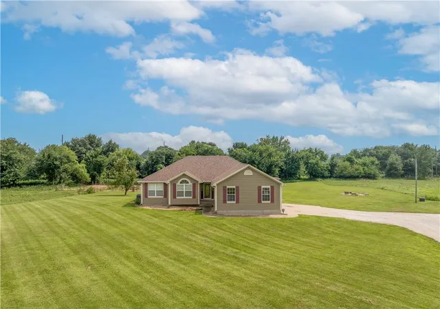 Homes for sale in Leeton, MO | 1287 Se State Route 13 N/a, Leeton, MO 64761 | MLS# 2567241