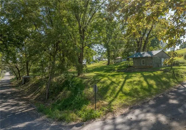 Photo 21 of Single family home for sale at 501 Spring St, Mound City, MO 64470 | MLS# 2568280 | Listing updated on 2026-10-12