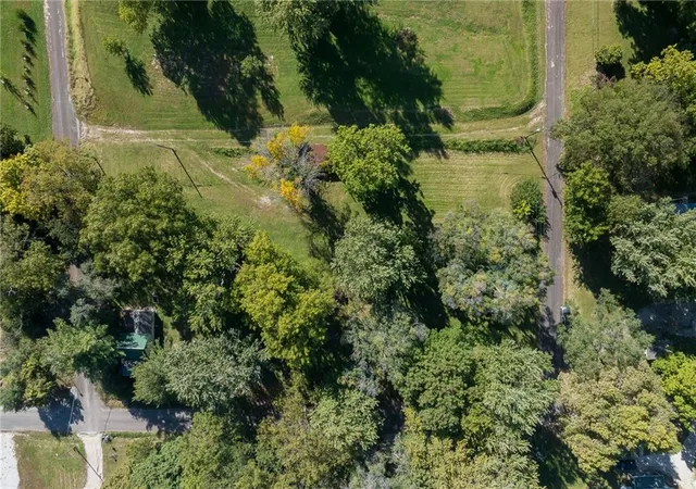 Photo 3 of Single family home for sale at 501 Spring St, Mound City, MO 64470 | MLS# 2568280 | Listing updated on 2026-10-12