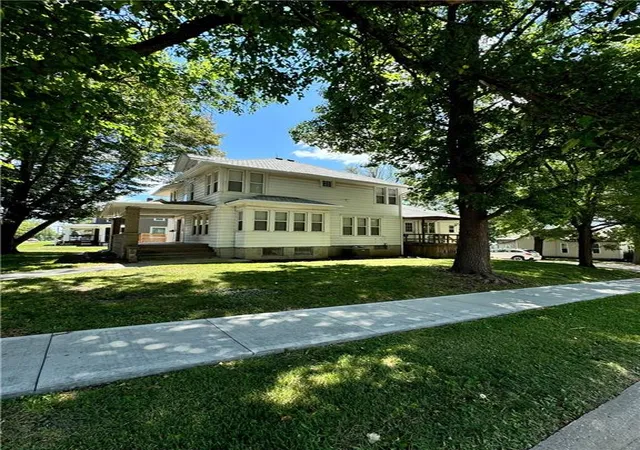 Homes for sale in Maryville, MO | 322 W 7Th St, Maryville, MO 64468 | MLS# 2568901