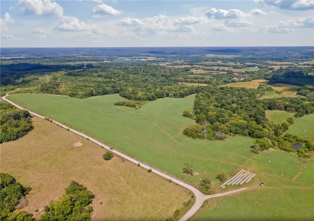 2nd image of 0 E 154th St, Richmond, MO 64085 | MLS# 2569169