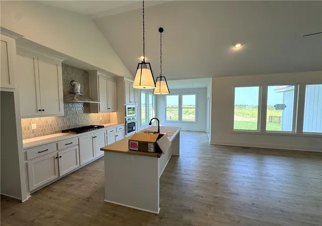 Photo 3 of House for sale at 17168 W 168th Place, Olathe, KS 66062 | MLS# 2570225 | Listing updated on 2026-08-18