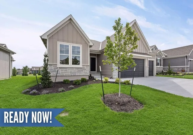1st image of 17055 W 168th Pl, Olathe, KS 66062 | MLS# 2570229